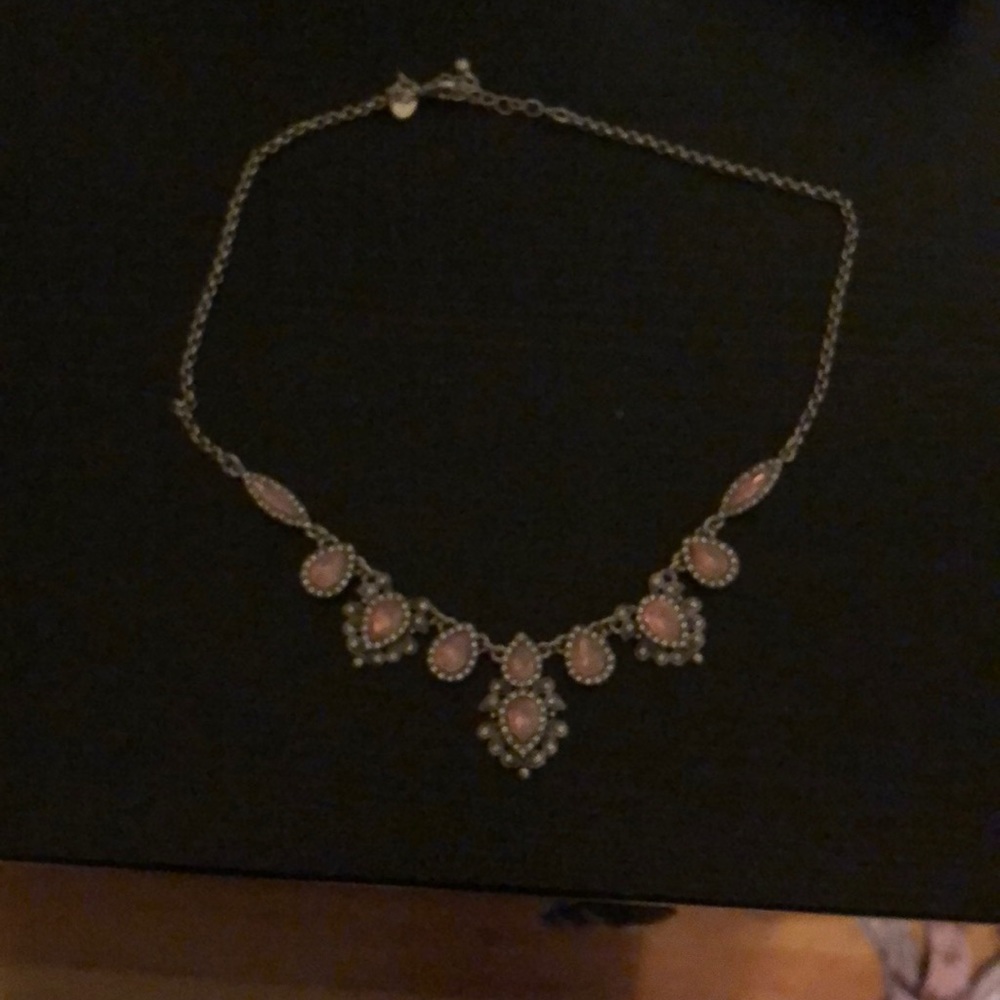 Excellent condition light pink and silver necklace